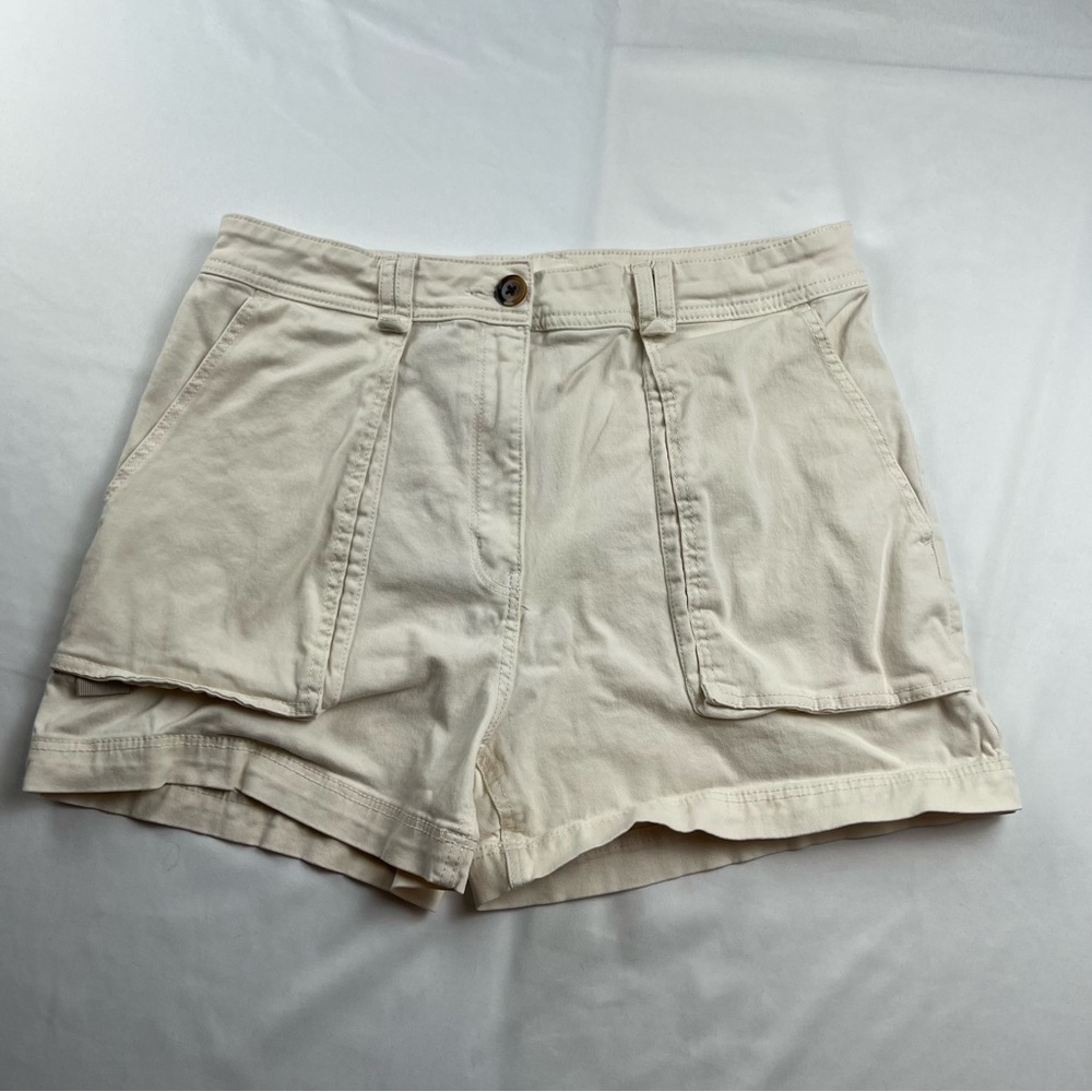 H & M - Women’s Shorts - Khaki - Above the Knee - Size 10